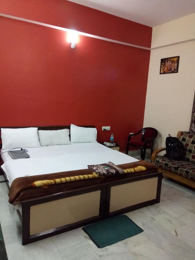Hotel Ridhi N Sidhi Bettiah Екстериор снимка